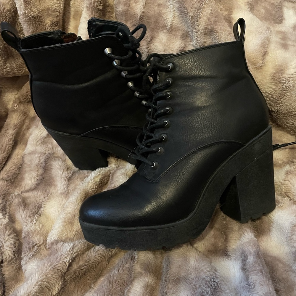 Madden Girl boots